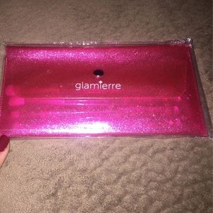 Pink luxe glitter eye brush collection